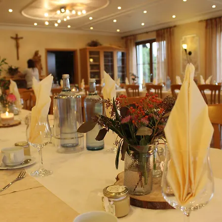 Kastanienhof Hotel